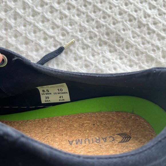Cariuma Sneakers - Navy sz 10 - Picture 5 of 5